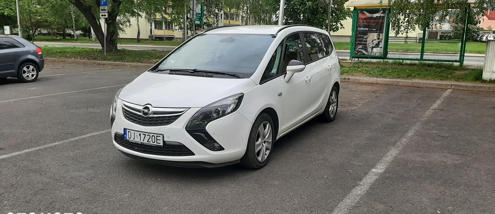 Opel Zafira cena 27900 przebieg: 226000, rok produkcji 2012 z Góra małe 667